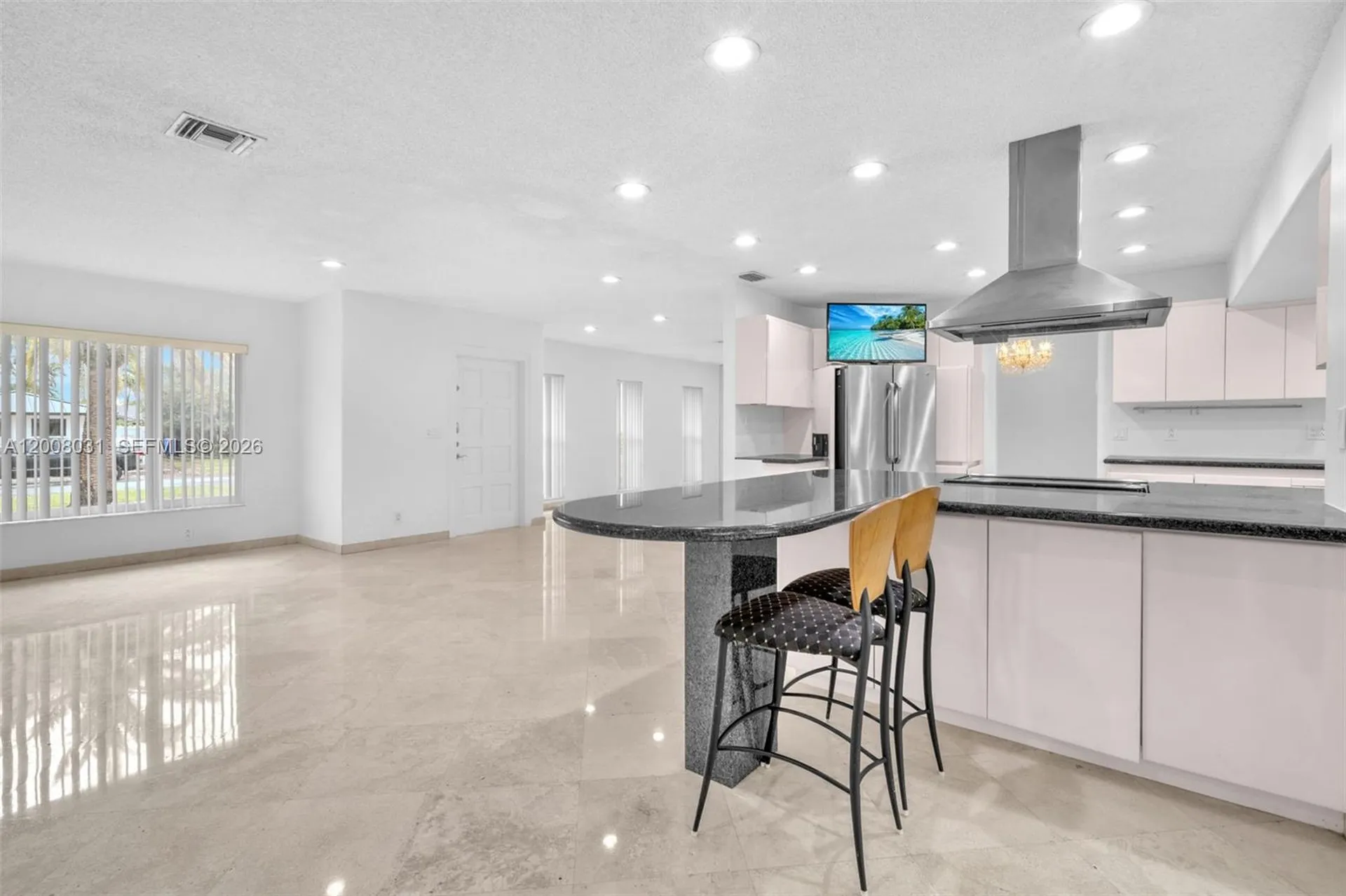 3441 N Hills Drive Hollywood FL 33021