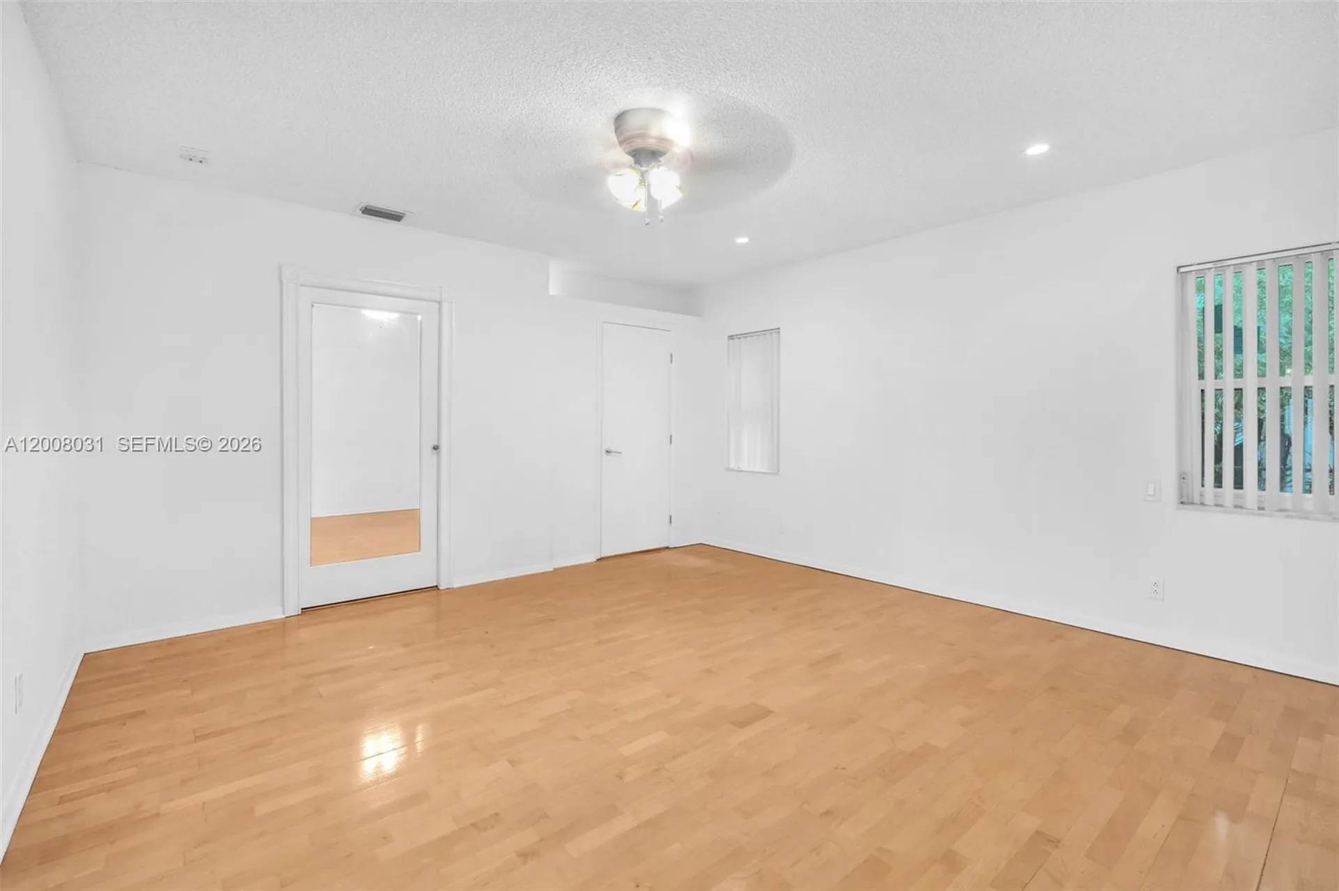 3441 N Hills Drive Hollywood FL 33021