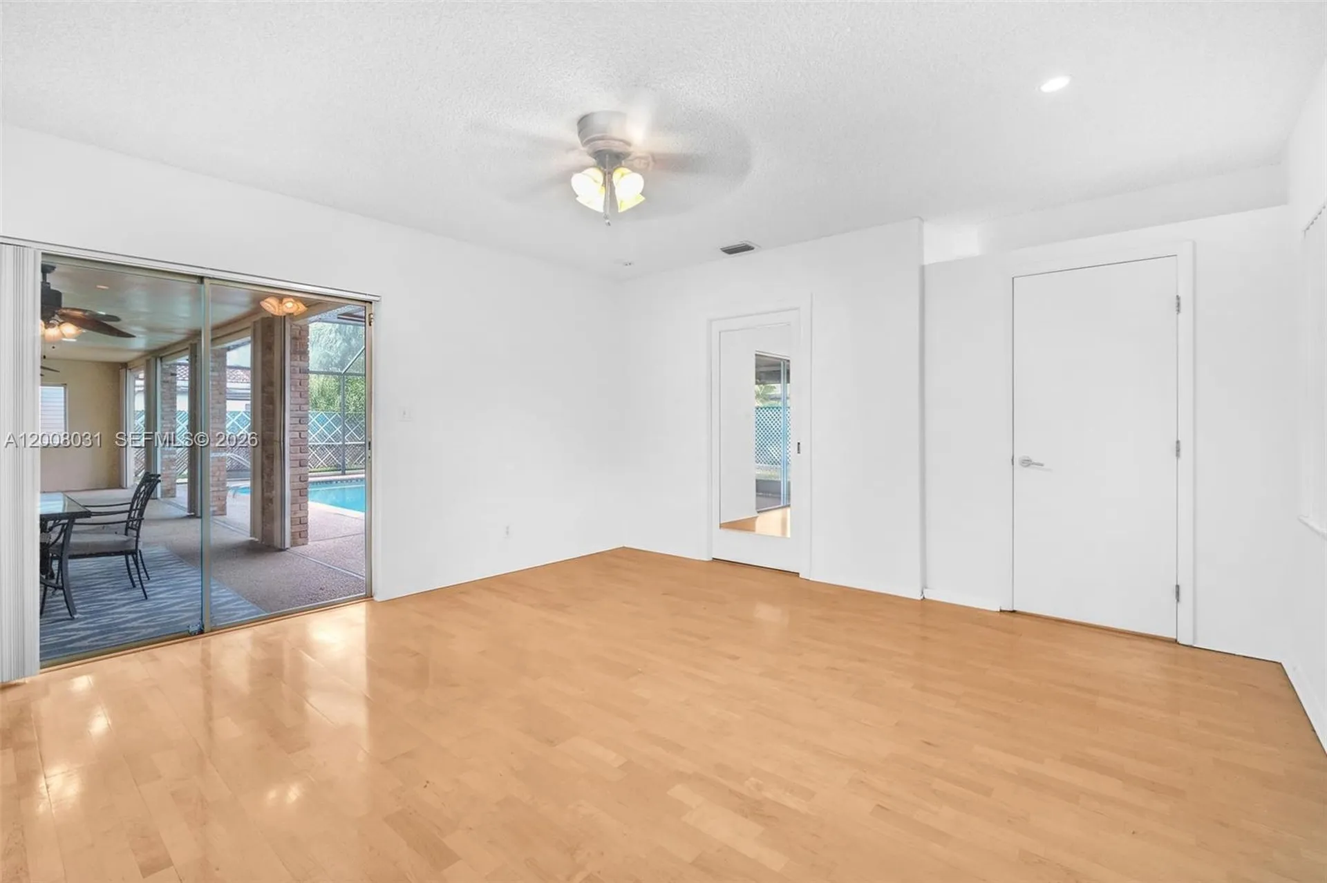 3441 N Hills Drive Hollywood FL 33021