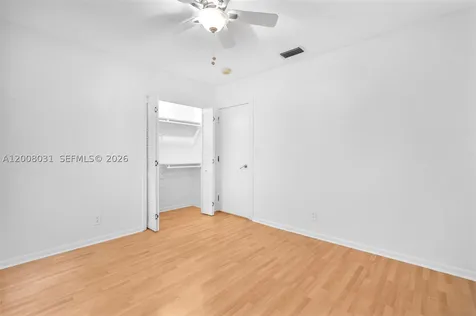 3441 N Hills Drive Hollywood FL 33021