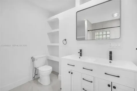 3441 N Hills Drive Hollywood FL 33021