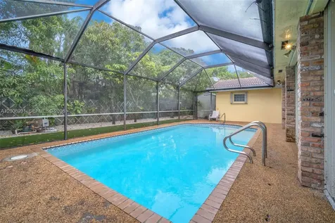 3441 N Hills Drive Hollywood FL 33021