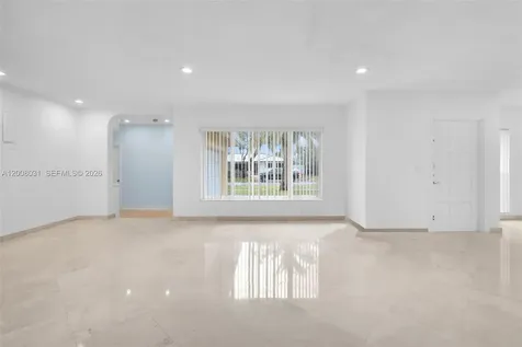 3441 N Hills Drive Hollywood FL 33021