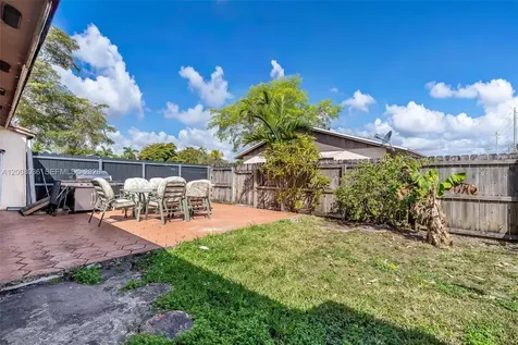 4829 SW 136th Place Miami FL 33175