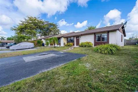 4829 SW 136th Place Miami FL 33175