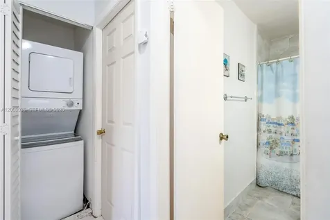 4829 SW 136th Place Miami FL 33175