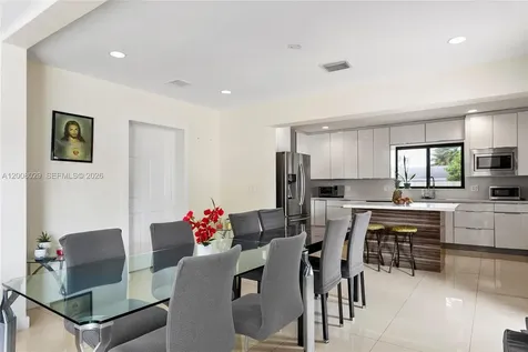 11335 NW 59th Court Hialeah FL 33012