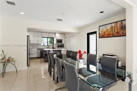 11335 NW 59th Court Hialeah FL 33012