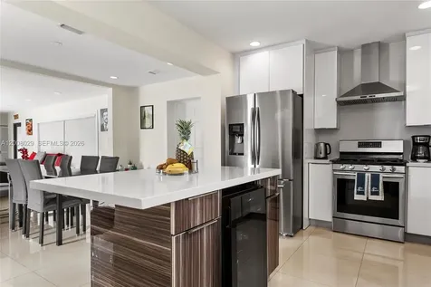 11335 NW 59th Court Hialeah FL 33012
