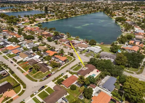 11335 NW 59th Court Hialeah FL 33012