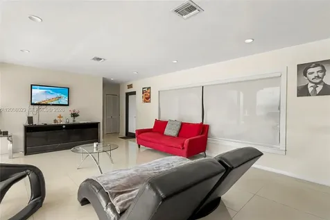 11335 NW 59th Court Hialeah FL 33012