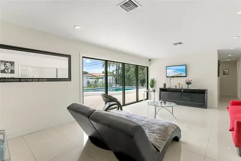 11335 NW 59th Court Hialeah FL 33012
