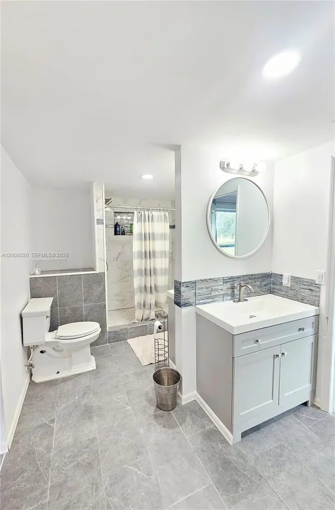 2445 SE Airport Estates Street Other City - In The State Of Florida FL 34266