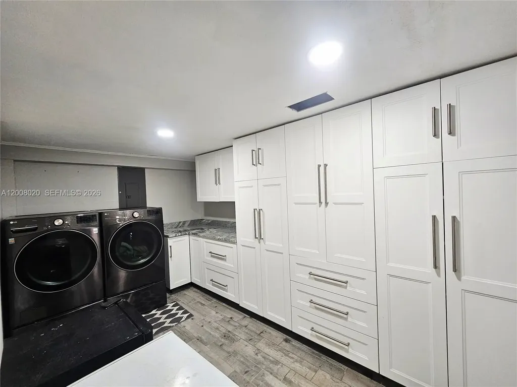 2445 SE Airport Estates Street Other City - In The State Of Florida FL 34266