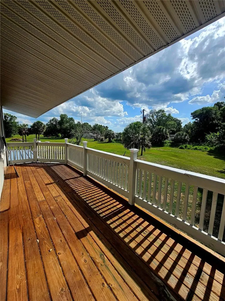2445 SE Airport Estates Street Other City - In The State Of Florida FL 34266
