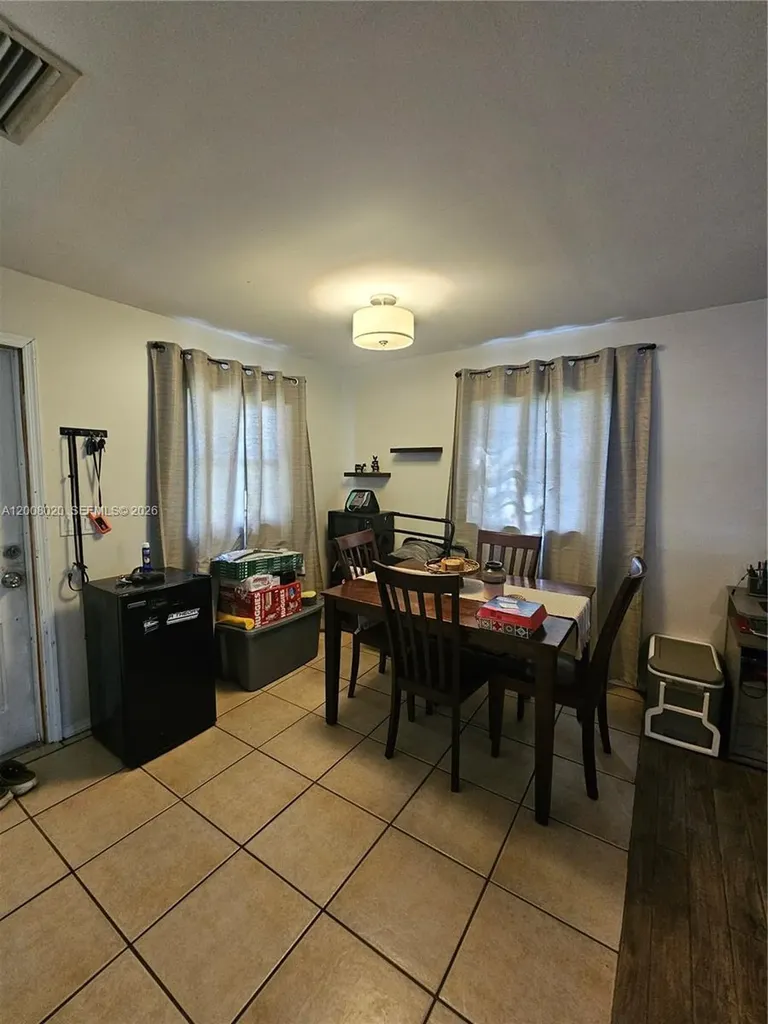 2445 SE Airport Estates Street Other City - In The State Of Florida FL 34266