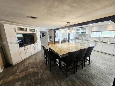 2445 SE Airport Estates Street Other City - In The State Of Florida FL 34266