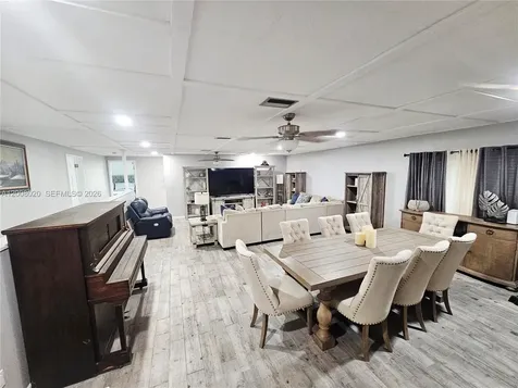 2445 SE Airport Estates Street Other City - In The State Of Florida FL 34266