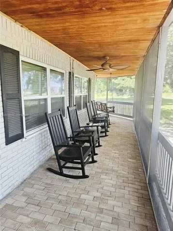 2445 SE Airport Estates Street Other City - In The State Of Florida FL 34266