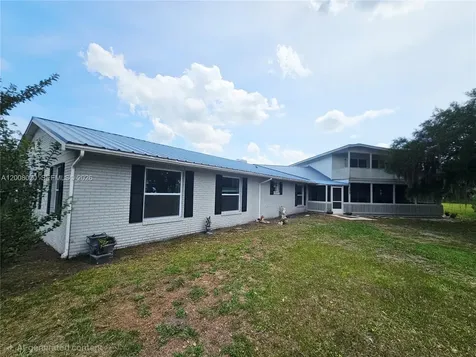 2445 SE Airport Estates Street Other City - In The State Of Florida FL 34266