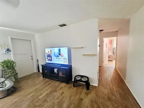 2445 SE Airport Estates Street Other City - In The State Of Florida FL 34266