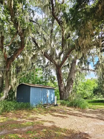 2445 SE Airport Estates Street Other City - In The State Of Florida FL 34266