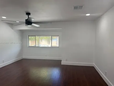 8208 NW 9th Court Plantation FL 33324