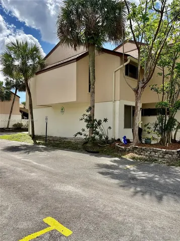8208 NW 9th Court Plantation FL 33324