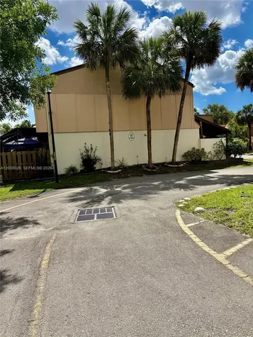 8208 NW 9th Court Plantation FL 33324