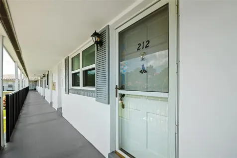 1431 S 14th Avenue Hollywood FL 33020