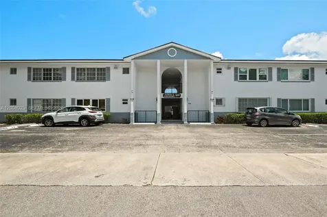 1431 S 14th Avenue Hollywood FL 33020