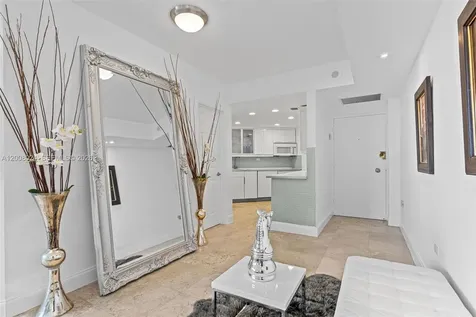 905 Brickell Bay Drive Miami FL 33131