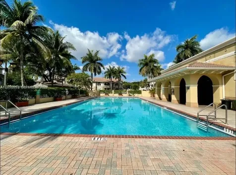 8874 W Flagler Street Miami FL 33174
