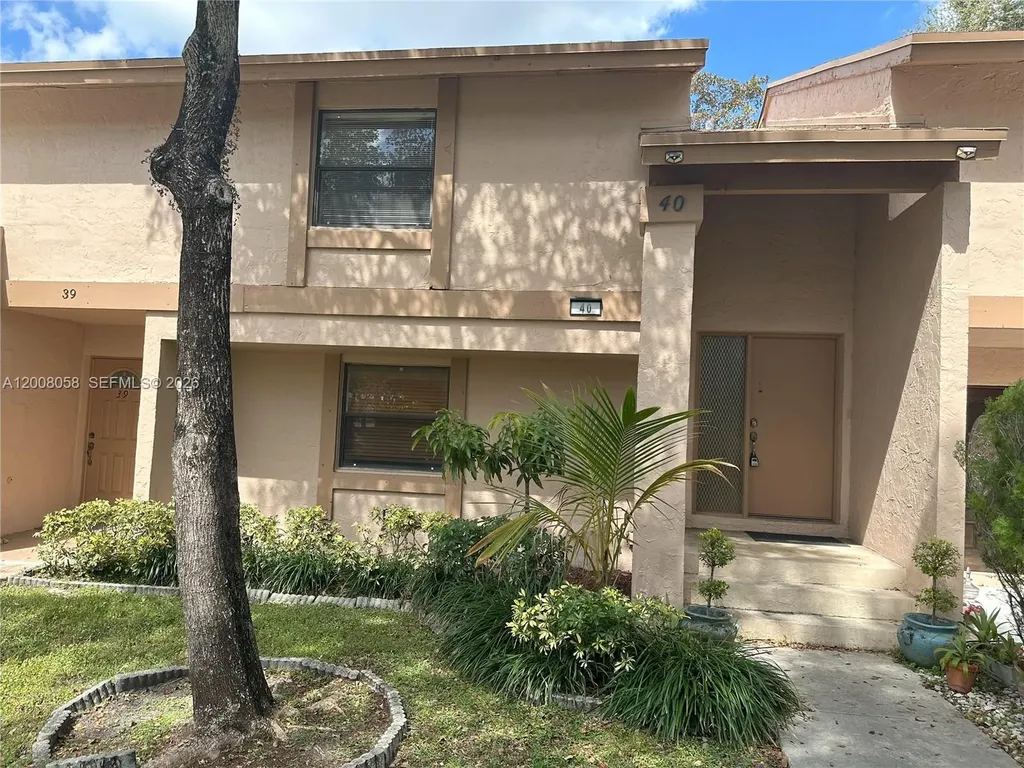 40 Chestnut Circle Cooper City FL 33026