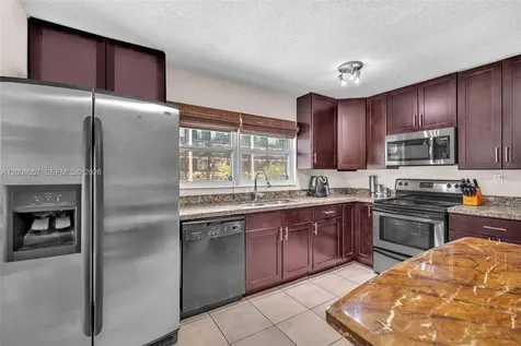 515 NE 11th Street Fort Lauderdale FL 33304