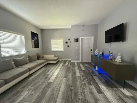 21525 SW 87th Court Cutler Bay FL 33189