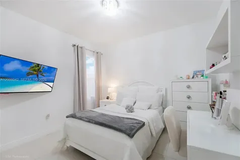 8723 NW 102nd Place Doral FL 33178