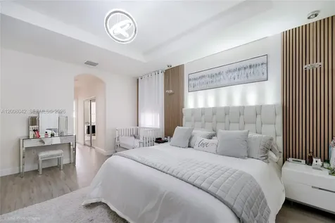 8723 NW 102nd Place Doral FL 33178