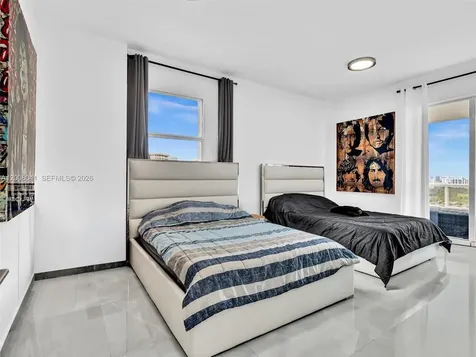 3731 N Country Club Drive Aventura FL 33180