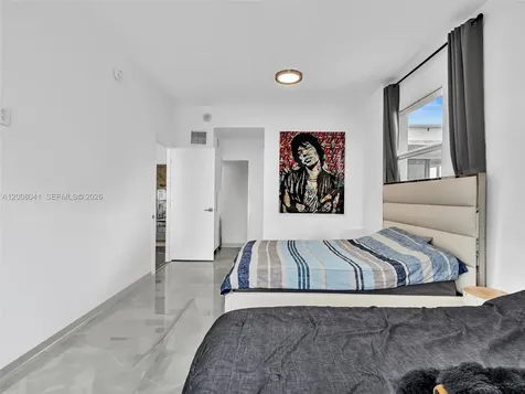 3731 N Country Club Drive Aventura FL 33180