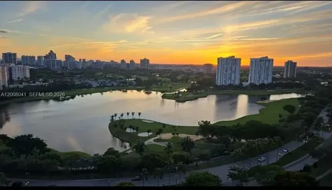 3731 N Country Club Drive Aventura FL 33180