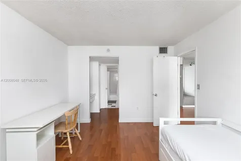 345 Ocean Drive Miami Beach FL 33139