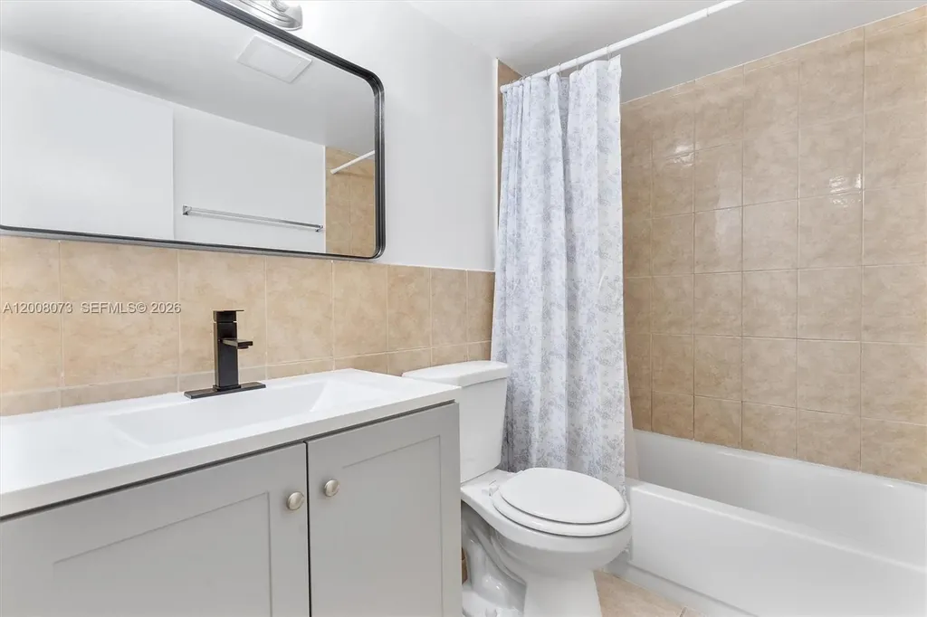 1715 N 16th Avenue Hollywood FL 33020