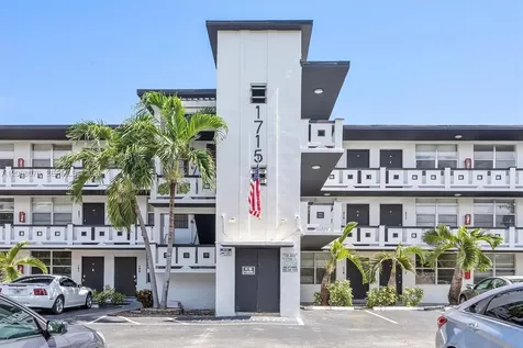 1715 N 16th Avenue Hollywood FL 33020