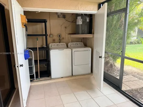 11509 NW 10th Street Pembroke Pines FL 33026