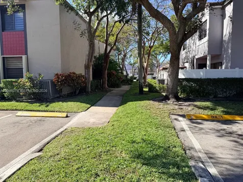 11509 NW 10th Street Pembroke Pines FL 33026