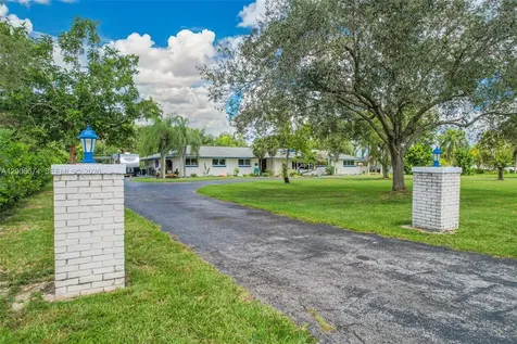 17421 SW 300th Street Homestead FL 33030