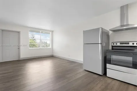 1715 N 16th Avenue Hollywood FL 33020