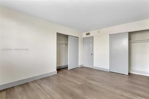 1715 N 16th Avenue Hollywood FL 33020