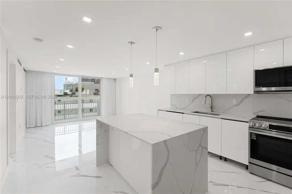 345 Ocean Drive Miami Beach FL 33139